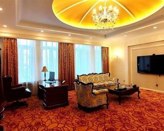 Longmen Grand Hotel - Cáp Nhĩ Tân - Phòng khách