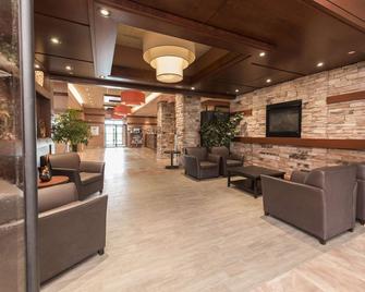 Quality Inn And Suites Levis - Levis - Lobby