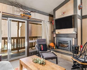 Sunny, Spacious & Pet Friendly - Creekside #39 by Bear Valley Vacation Rentals - Bear Valley - Sala de estar