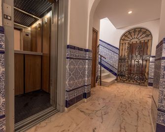 Hotel San Andrés - Jerez de la Frontera - Hallway