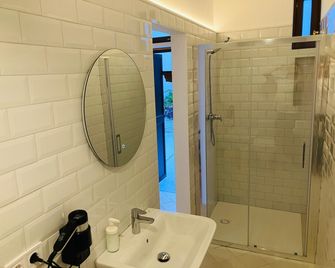 Hostal Pons - Palma - Escaleras