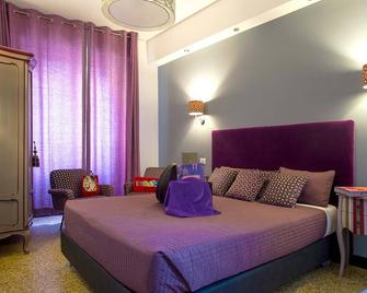 Hotel Bologna - Cenova - Yatak Odası