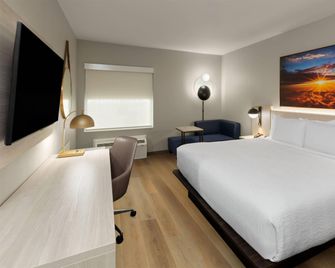 La Quinta Inn & Suites by Wyndham DeSoto - DeSoto - Slaapkamer