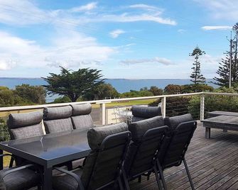 بايووتر 12 - كينغسكوت - شرفة