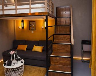 Charming apartment with modern style in the city center in Cluj-Napoca - Cluj - Stue