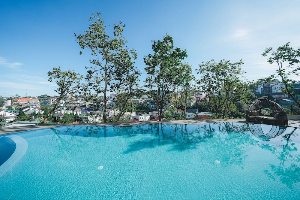 Goldient Boutique Hotel - Dalat - Pool
