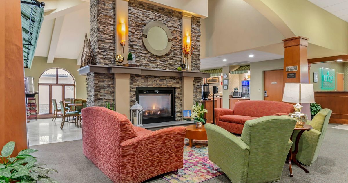 Unity Hotel and Conference Ctr, an Ascend Collection Hotel, Lee's ...