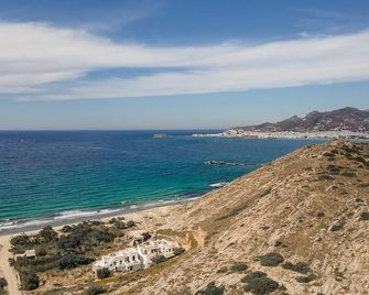 Cave Suites - Stelida