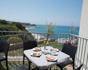 Borgo degli Dei - Affittacamere Poseidone - Parghelia - Balkón