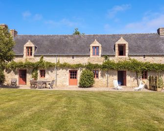 'La Longère - A luxurious haven of peace overlooking the Gulf of Morbihan - Arradon - Gebäude