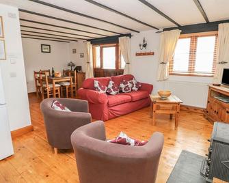 Cowslip Cottage - Milford Haven - Living room