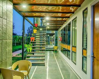 The Cloyster Resort & Spa - Rāmnagar - Bygning