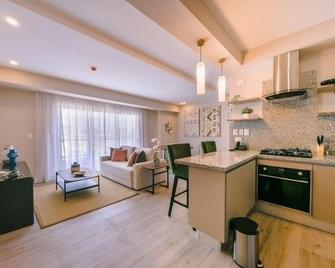 Fully Serviced Apartment at Regatta Living II - 905 - Santo Domingo (Dominicaanse Republiek) - Keuken