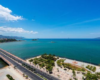 Sea view apartment Nha Trang beach - Nha Trang - Plage