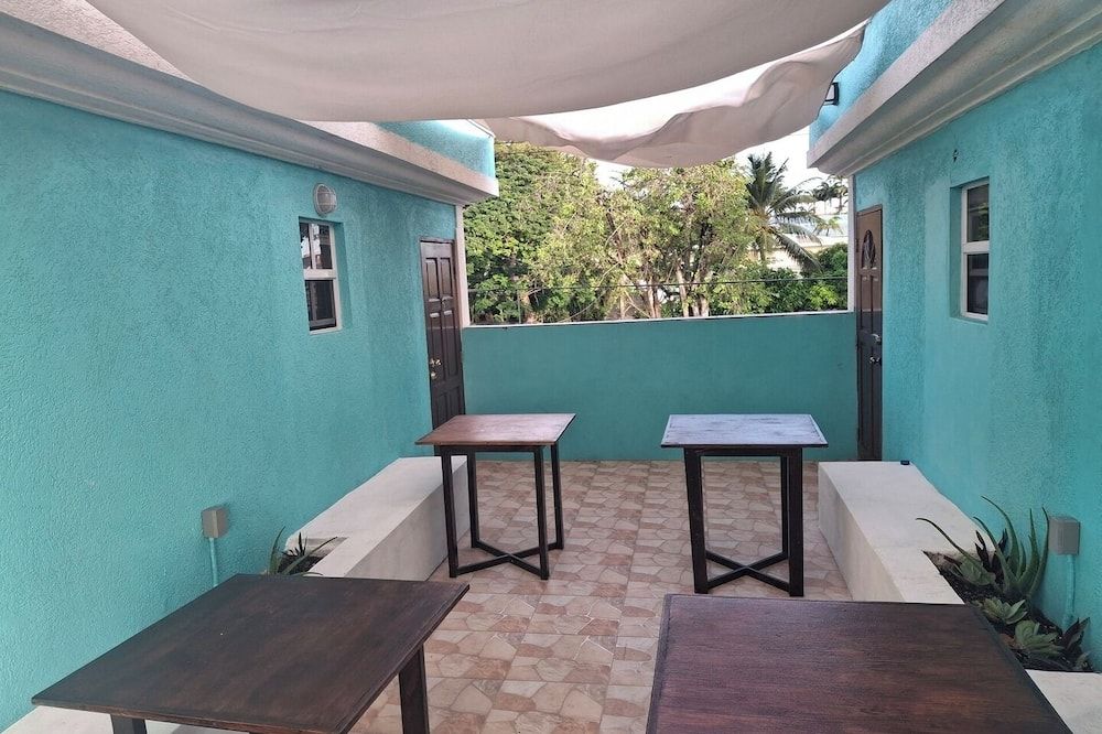 Blr Beach Villas #7 - Oistins - Balkón