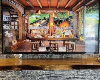 Spacious & equipped 1 bedroom in historical Carriage House + Deck & BBQ and W/D - Jim Thorpe