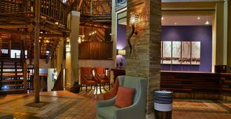 Victoria Falls Safari Suites - Cataratas Vitória - Lounge
