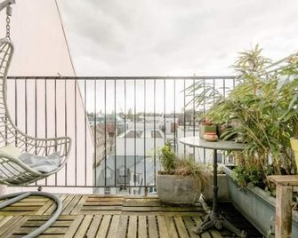 Suite Place de l'Etoile - Strasbourg - Balcony