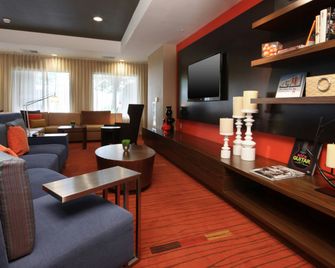 Courtyard by Marriott Salinas Monterey - Salinas - Lounge