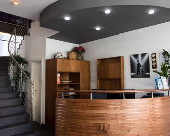 Hotel Ariston - Bolzano - Recepción