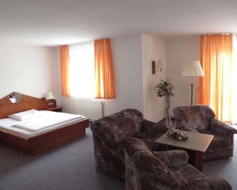 Hotel Fürstenberg - Eisenhüttenstadt - Schlafzimmer