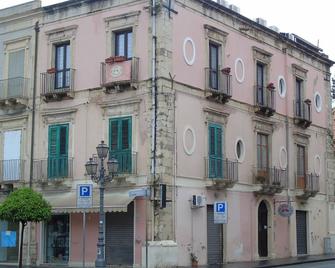 Phenicusa - Milazzo - Edificio