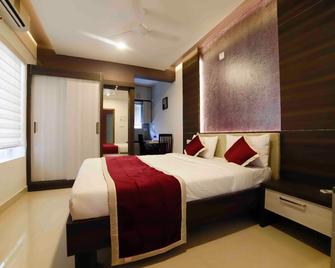 Ambalath Maple Leaves Home - Guruvayoor - Bedroom