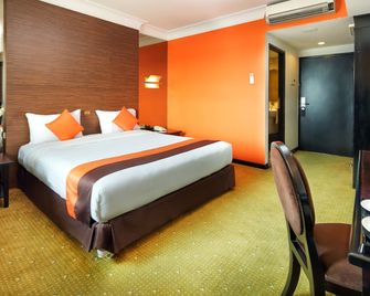 Jakarta Airport Hotel - Tangerang City - Schlafzimmer