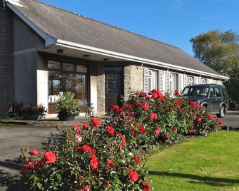 Ach na Sheen Guest House - Tipperary - Building
