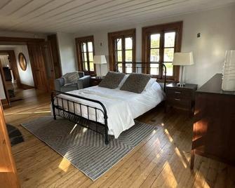Chalet Le Patrimoine, Cacouna - Cacouna - Bedroom