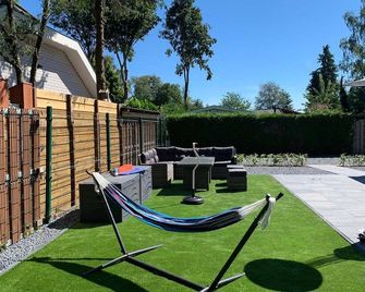 Home in the dancing forest - Garderen - Patio