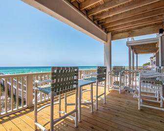 'Sea Side Villa' Upscale Gulf Front Home! Stunning views of the beach! - Navarre Beach - Balcony