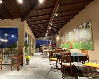 Villa Grancassa - San Donato Val di Comino - Restaurant