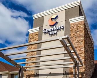 Comfort Inn - Waukesha - Gebäude