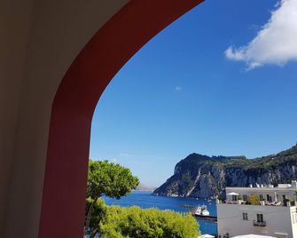 Palatium Mari - Capri - Balcone