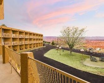 Quality Inn View of Lake Powell - Page - Page - Balcony