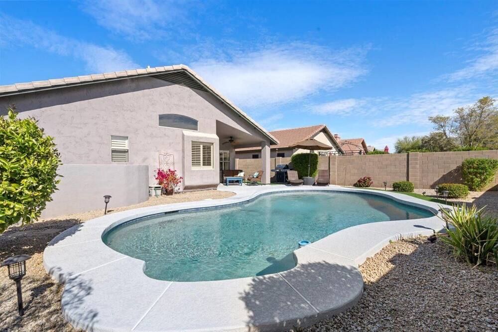 Luxe Arizona Retreatfamily-Friendly Home - סקוטסדייל - בריכה