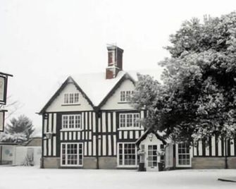 Broom Hall Inn - Alcester - Gebäude