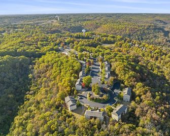 Stonebridge Village Resort - Reeds Spring - Outdoors view