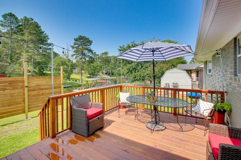 Lake Hamilton Home: 5 Mi to Hot Springs! - Hot Springs - Balcony
