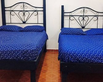 Hostal y Camping Villa Mercedes - Tizimin - Habitación