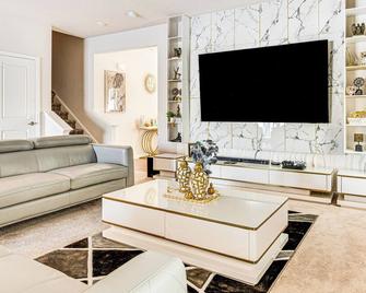 15 Mi to Dtwn Indianapolis Family-Friendly Home! - Brownsburg - Obývací pokoj