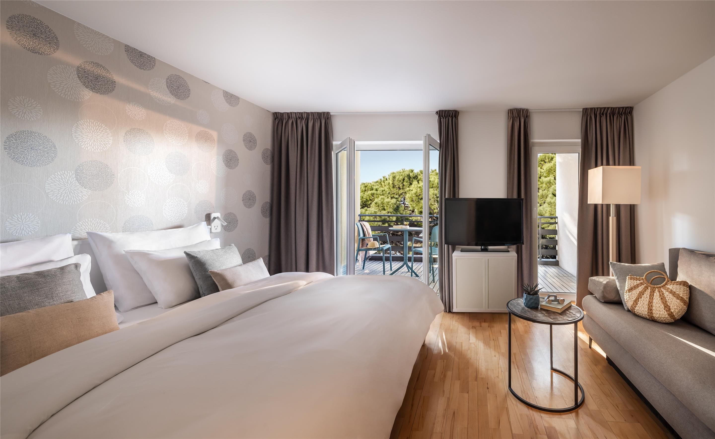 فالكينشتاينر كلوب فونيماتسيون بوريك - زادار - غرفة نوم