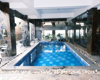 Luna Hotel - Pattaya - Piscina