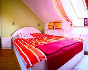 Aurora Premium Home - Gyor - Yatak Odası