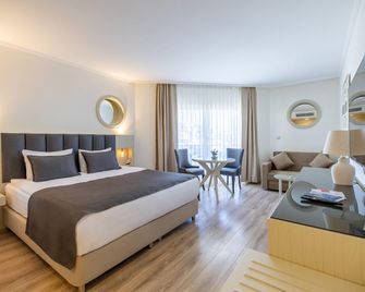 Sisus Marina Hotel - Cesme