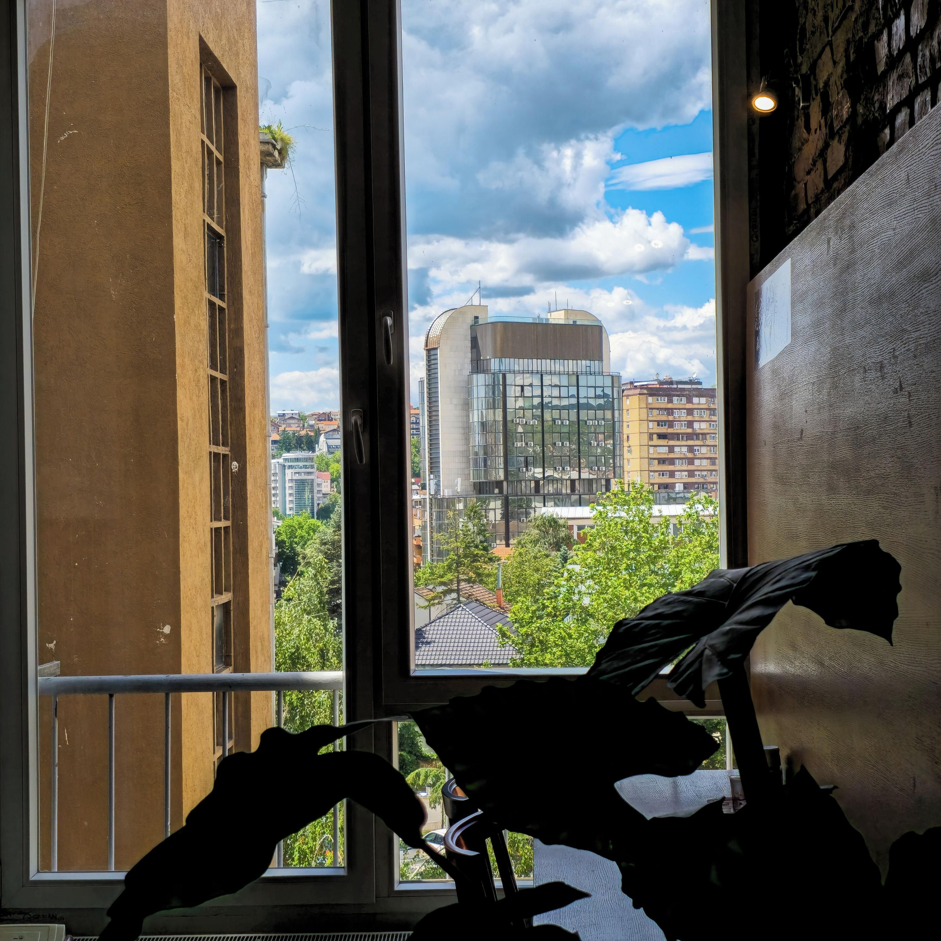 Prishtina Center Hostel - פריסטינה - מרפסת