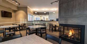 BCM Inns Fort McMurray - Downtown - Fort McMurray - Εστιατόριο