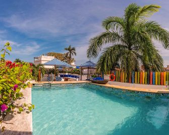 Hotel Bantu by Faranda Boutique, a member of Radisson Individuals - Cartagena de Indias - Piscina