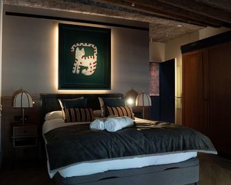 Boada Riera - The Roomsbyreini - Terrassa
